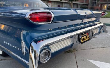 Oldsmobile-dynamic-88-1960-blue-2