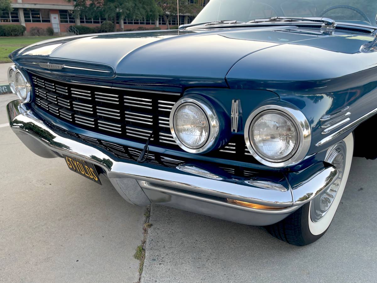 Oldsmobile-dynamic-88-1960-blue-5