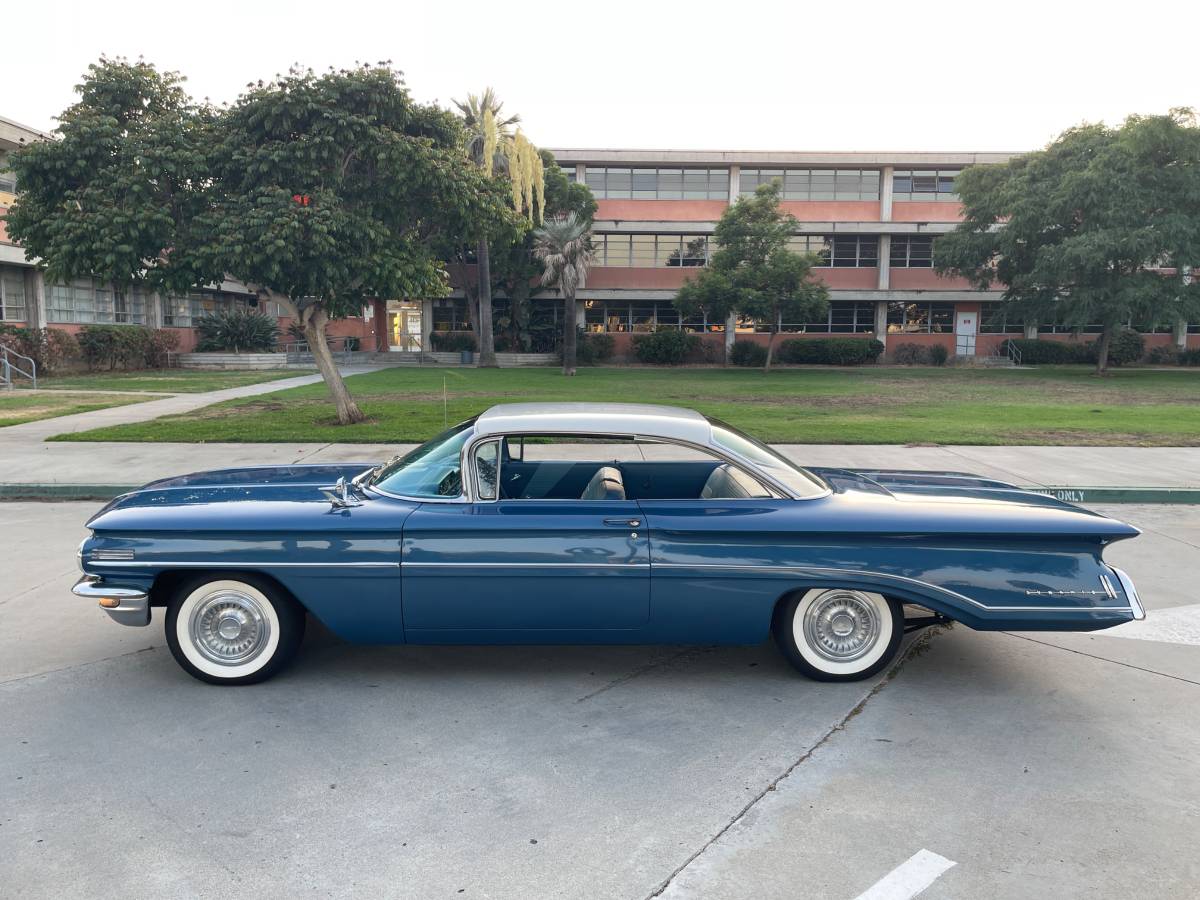 Oldsmobile-dynamic-88-1960-blue-7