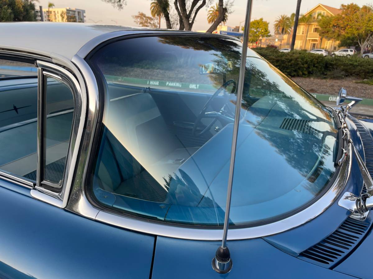Oldsmobile-dynamic-88-1960-blue-8