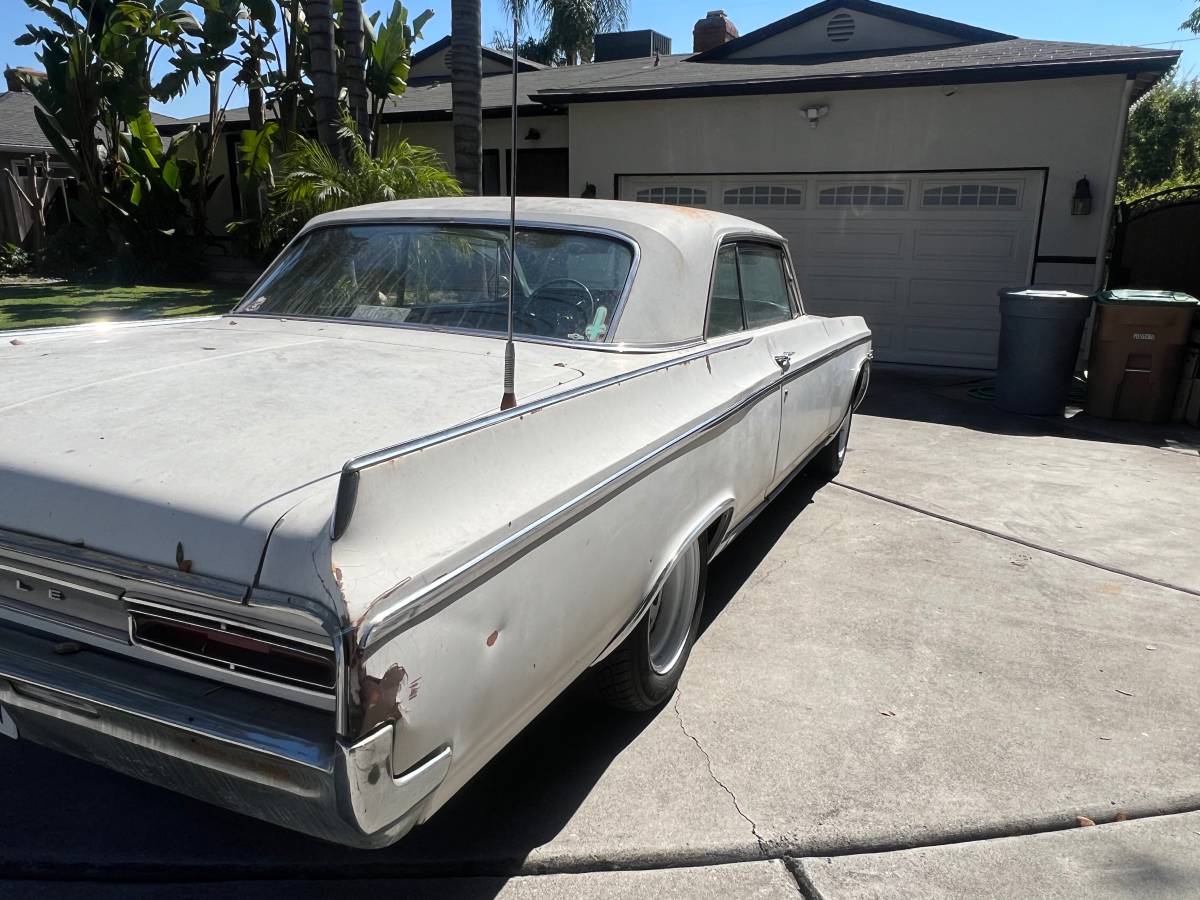 Oldsmobile-dynamic-88-1964-white-2