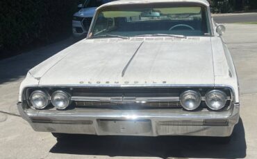 Oldsmobile-dynamic-88-1964-white