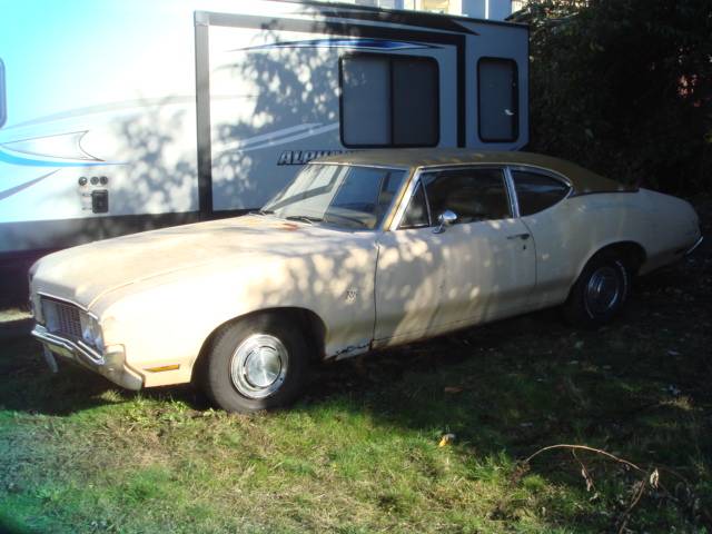 Oldsmobile-f85-olds-cutlass-1970-1