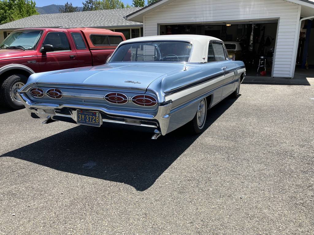 Oldsmobile-starfire-1962-blue-14