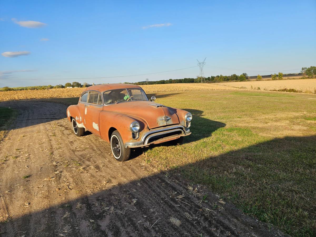 Oldsmobile-super-88-1949-1