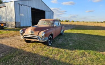 Oldsmobile-super-88-1949