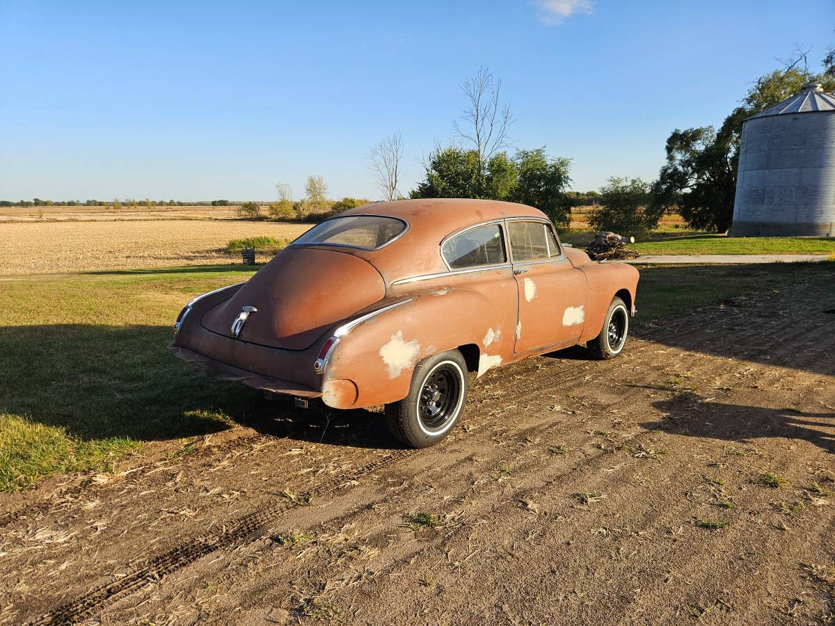 Oldsmobile-super-88-1949-4