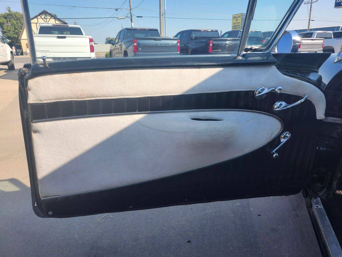 Oldsmobile-super-88-1957-black-18