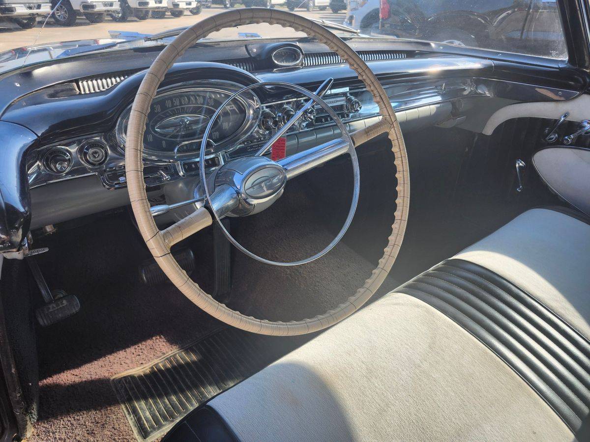 Oldsmobile-super-88-1957-black-20