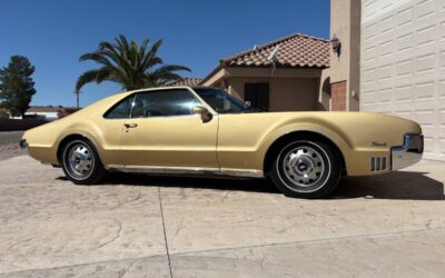 Oldsmobile toronado 1966