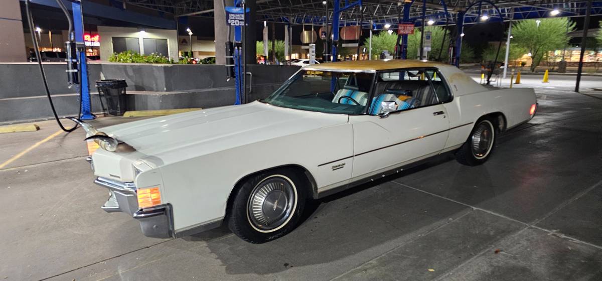 Oldsmobile-toronado-1972-white-6