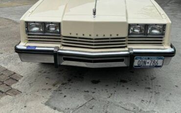 Oldsmobile-toronado-1980-yellow-3