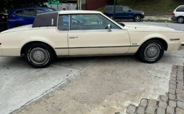 Oldsmobile-toronado-1980-yellow-7