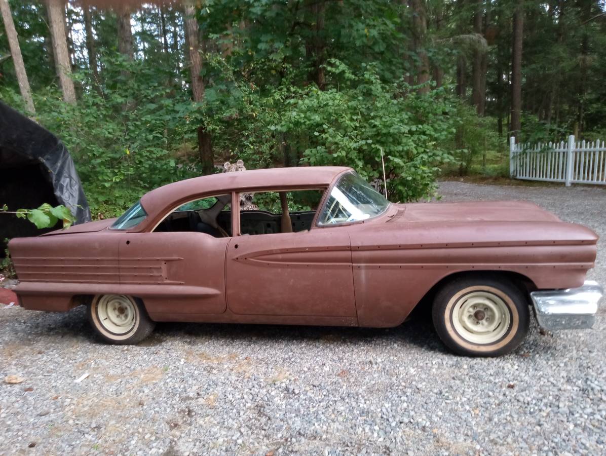 Olsmobile-super-88-1958-custom-4