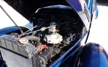 Other-Makes-GRAHAM-HOLLYWOOD-1940-Sedan-18