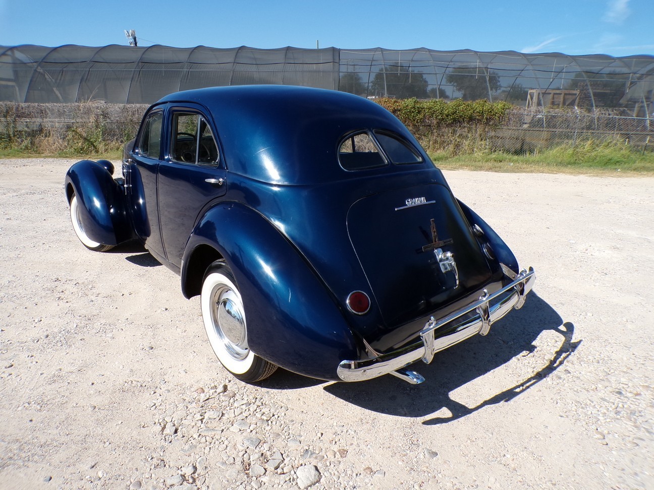 Other-Makes-GRAHAM-HOLLYWOOD-1940-Sedan-3