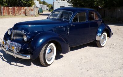 Other Makes GRAHAM HOLLYWOOD 1940 Sedan