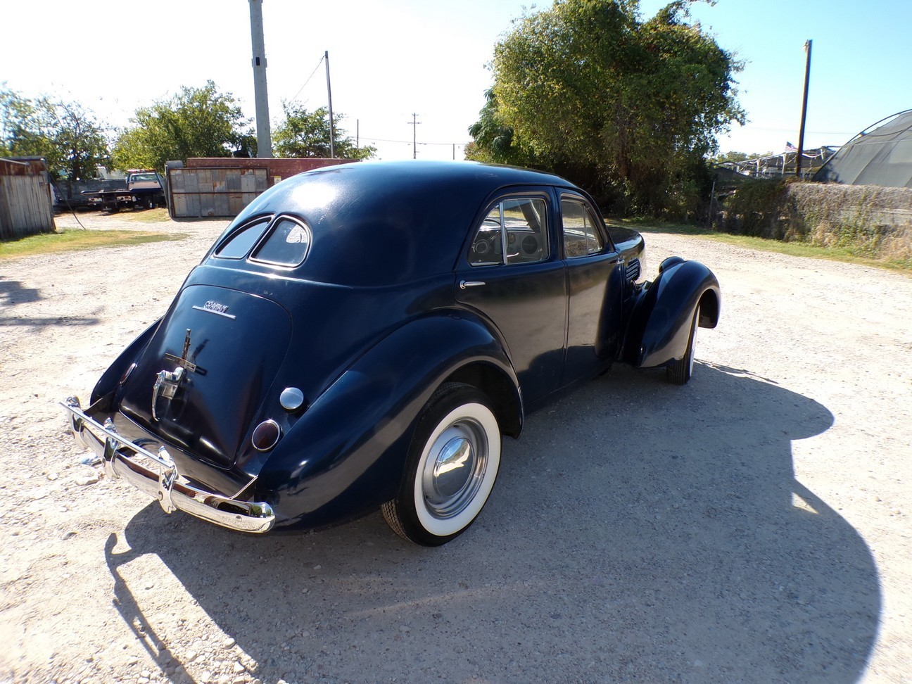 Other-Makes-GRAHAM-HOLLYWOOD-1940-Sedan-5