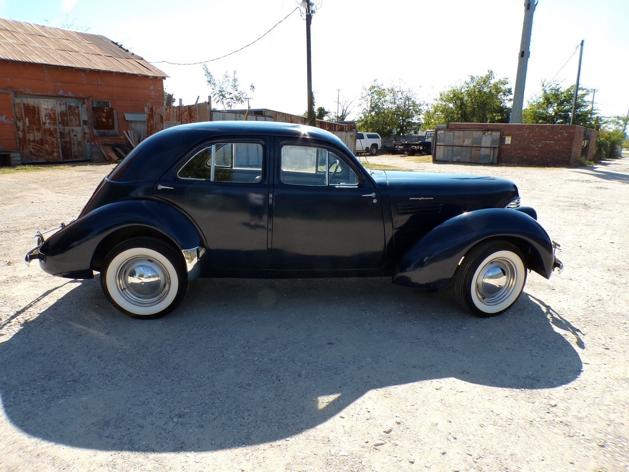 Other-Makes-GRAHAM-HOLLYWOOD-1940-Sedan-6