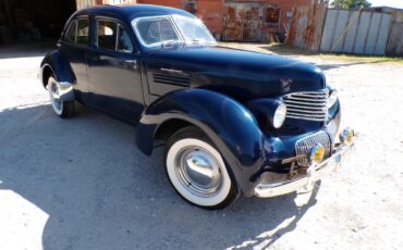 Other-Makes-GRAHAM-HOLLYWOOD-1940-Sedan-7