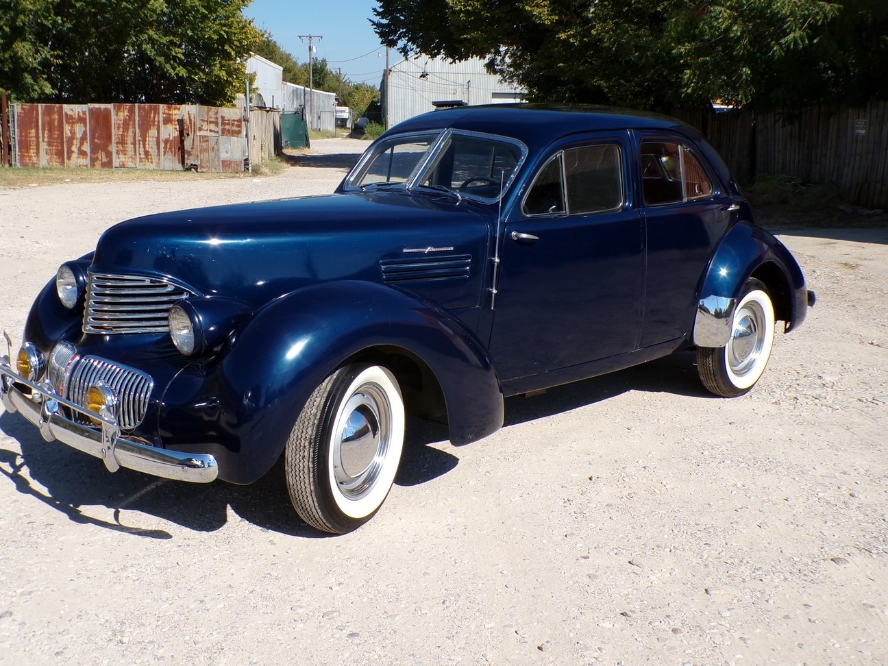 Other-Makes-GRAHAM-HOLLYWOOD-1940-Sedan