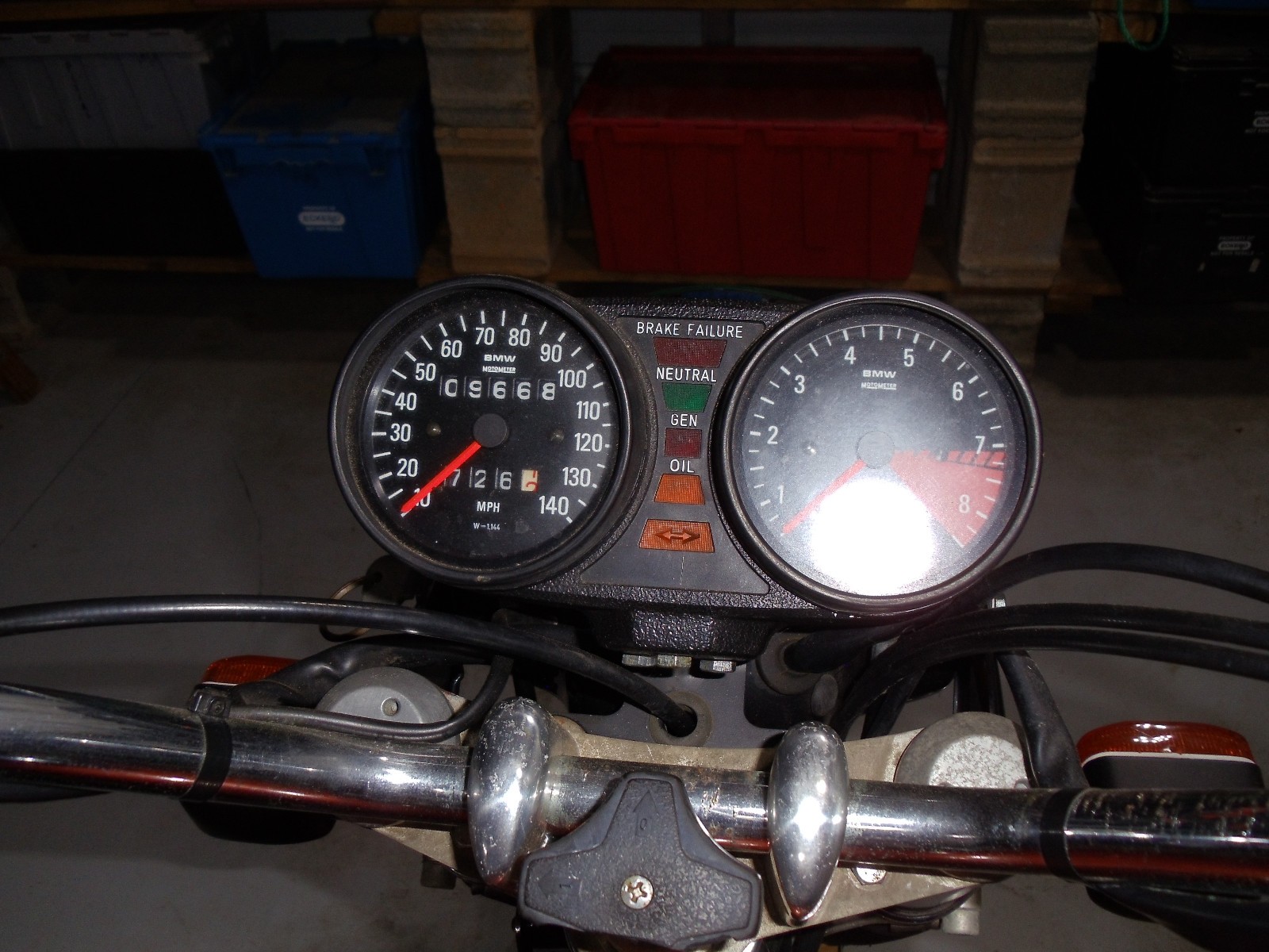 Other-Makes-R906-1975-5