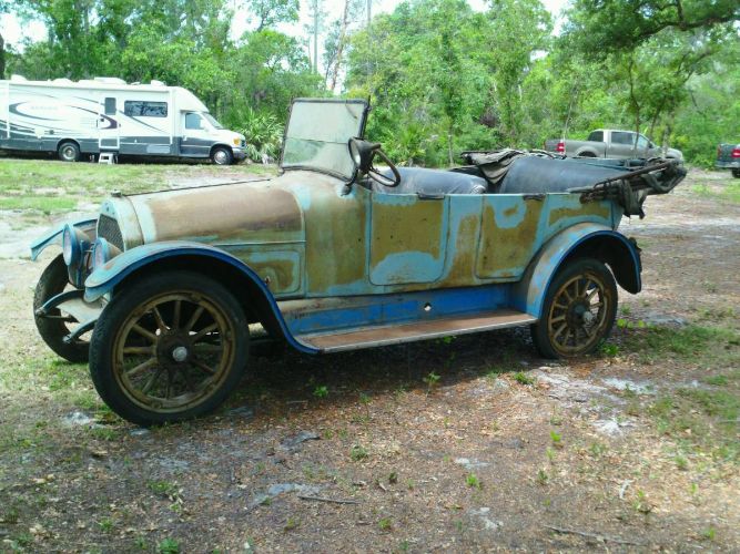 Overland-Touring-1917-23