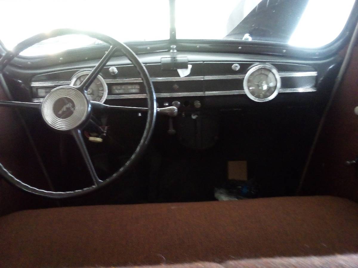Packard-110-1940-black-14