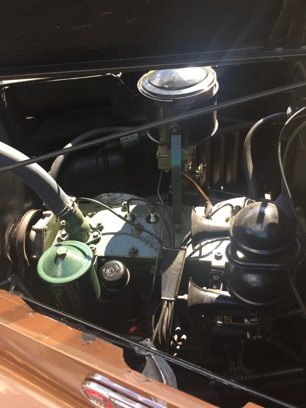 Packard-110-1941-Two-Tone-Brown-Brown-2