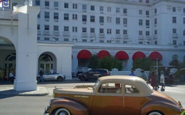 Packard-110-1941-Two-Tone-Brown-Brown-6