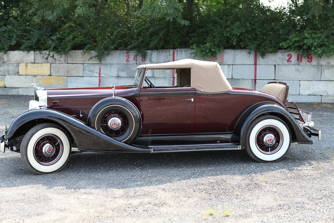 Packard-1101-1934-Maroon-White-11