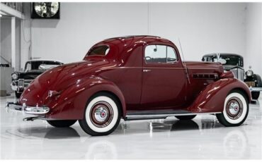 Packard-115-C-1937-Coupe-4