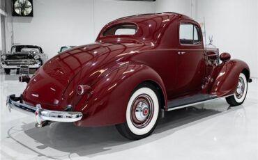 Packard-115-C-1937-Coupe-5