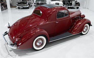 Packard-115-C-1937-Coupe-9