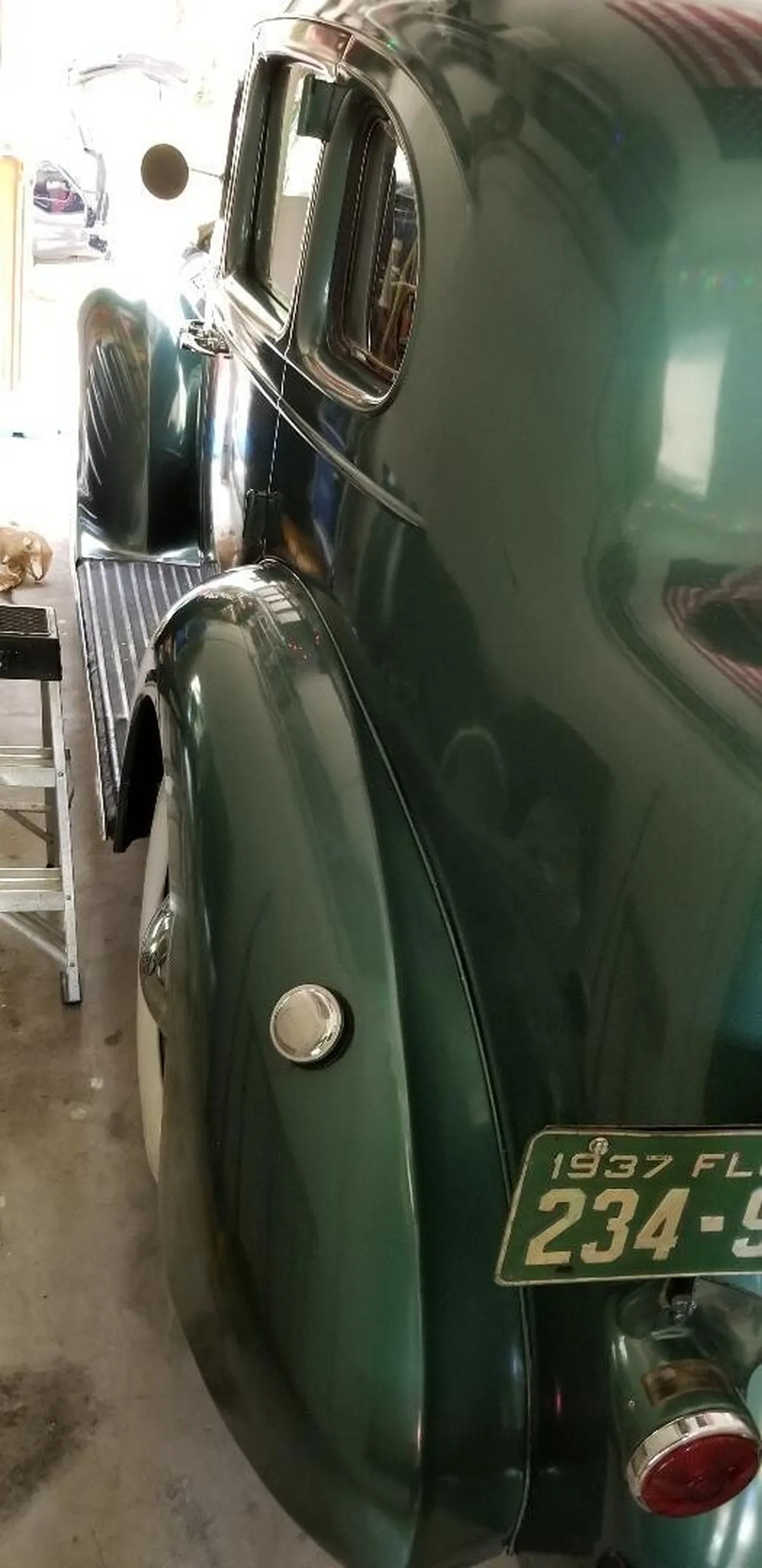 Packard-115c-1937-Coachman-Green-Tan-14