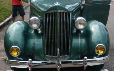Packard-115c-1937-Coachman-Green-Tan-16
