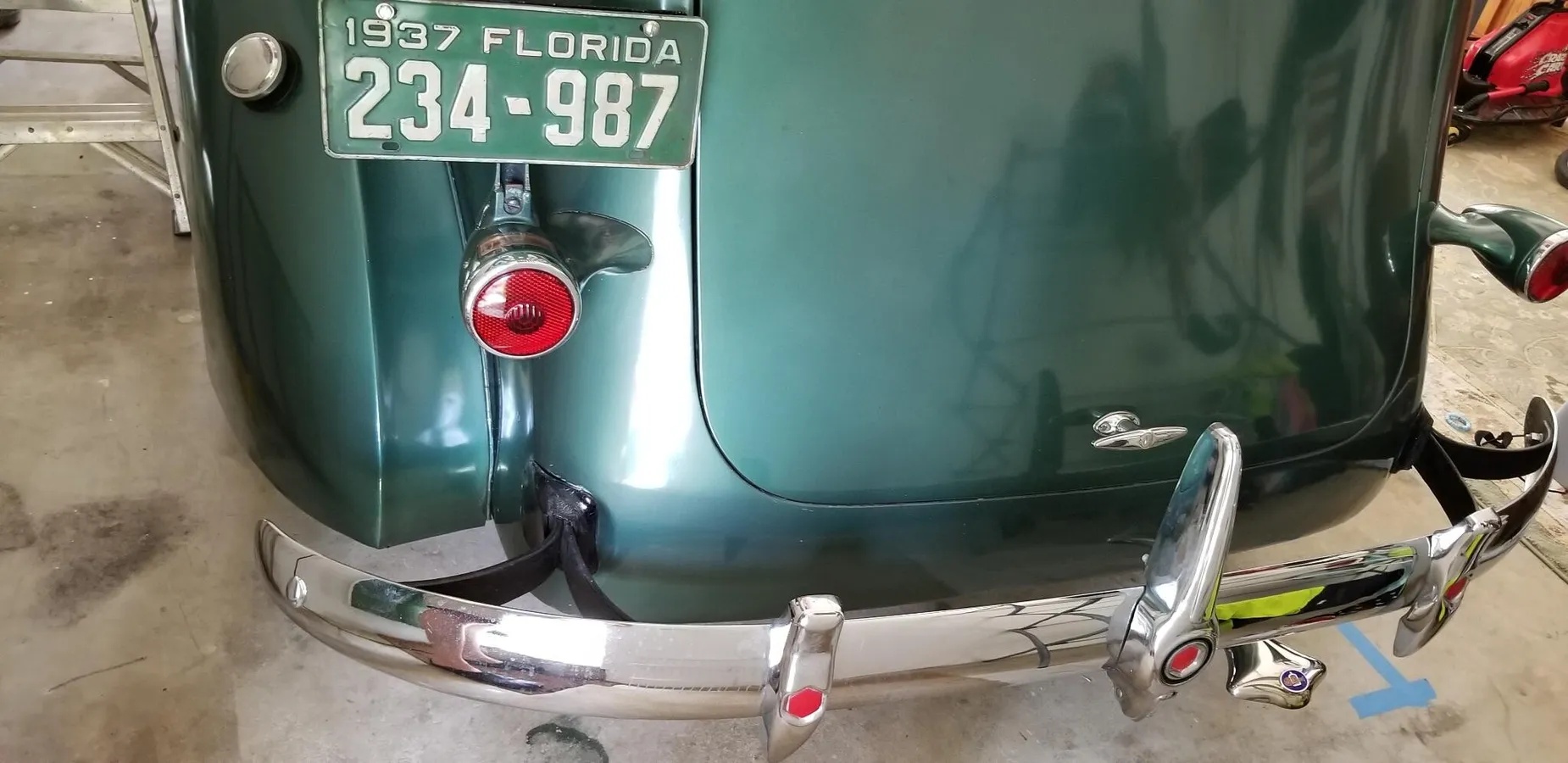 Packard-115c-1937-Coachman-Green-Tan-18