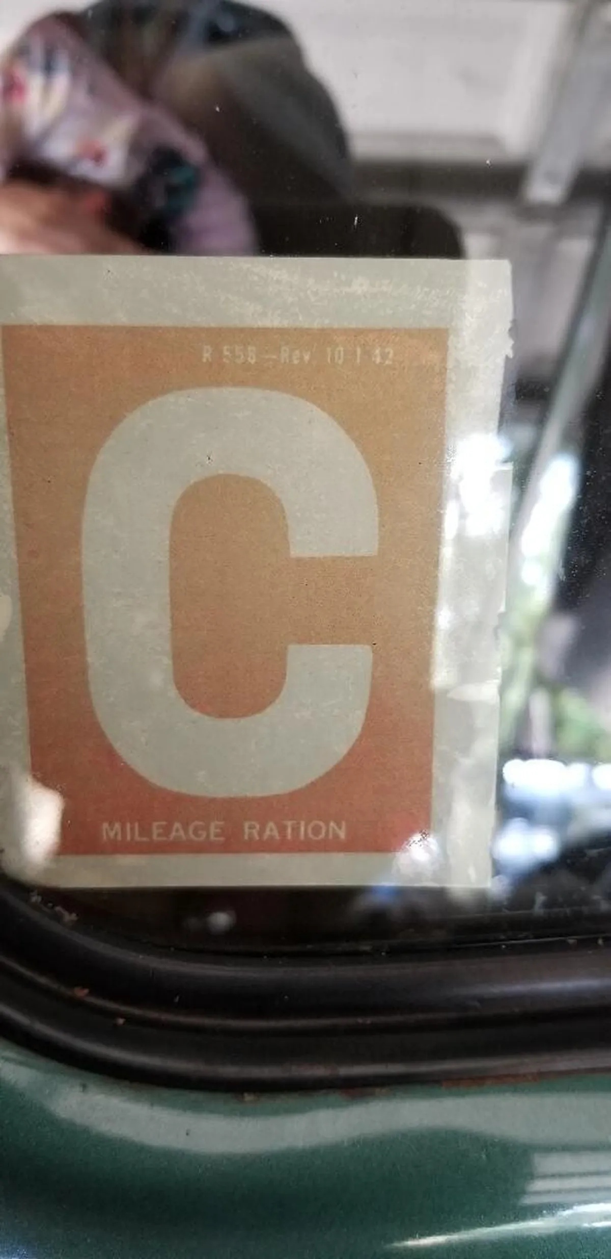 Packard-115c-1937-Coachman-Green-Tan-8