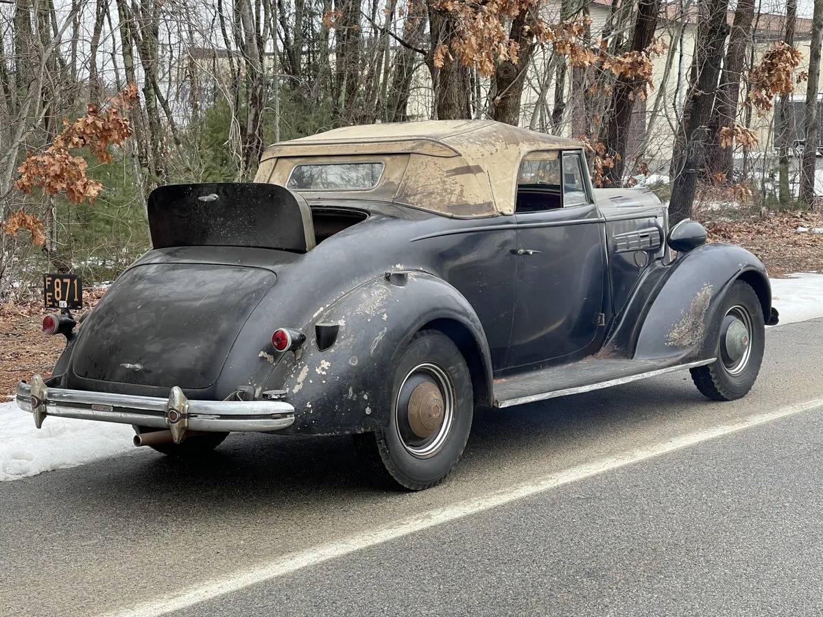 Packard-120-1937-Black-Tan-12