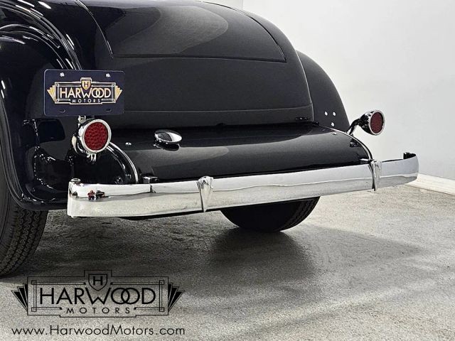 Packard-1932-Coupe-23