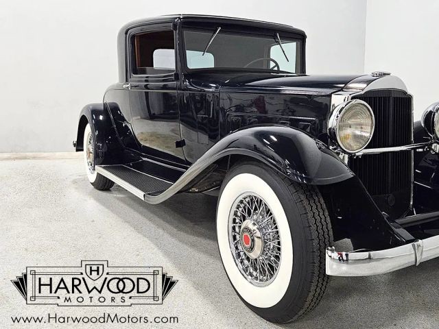 Packard-1932-Coupe-24