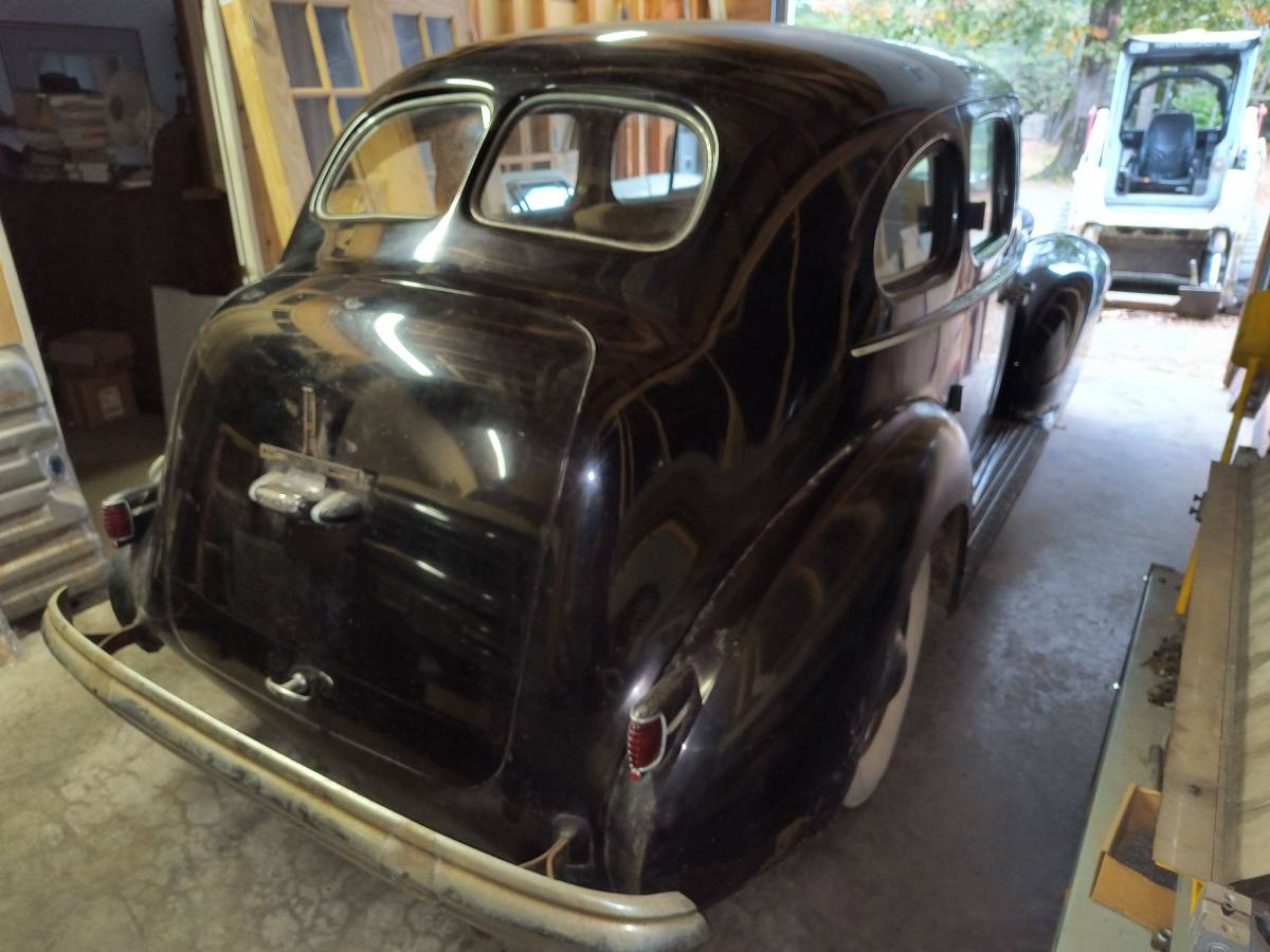 Packard-1939-black-6