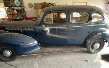 Packard-1940-black-10