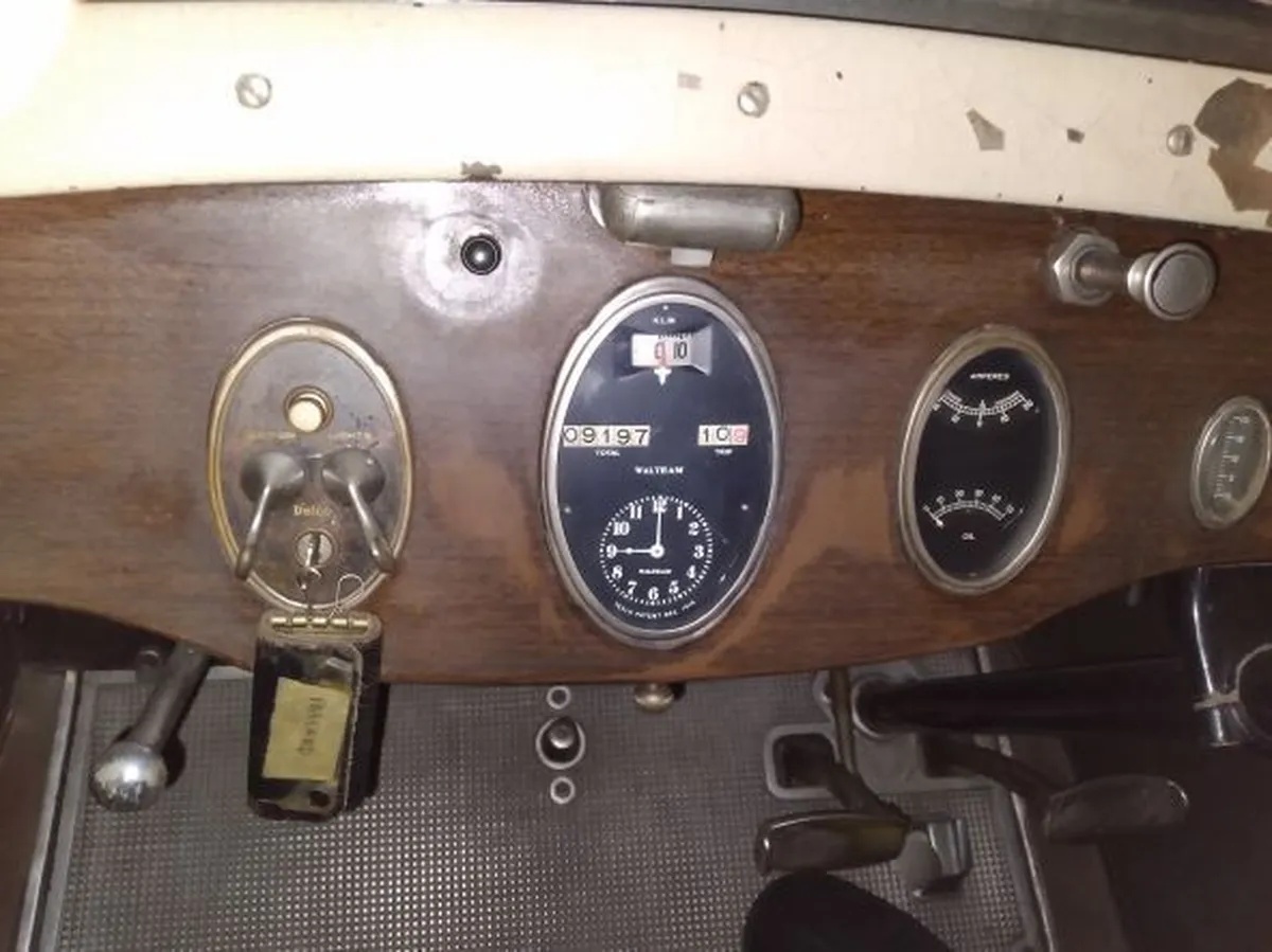 Packard-343-1927-Blacl-amp-Gray-Brown-5