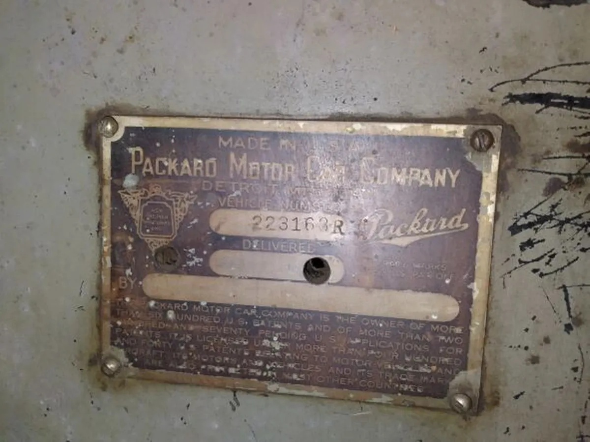 Packard-343-1927-Blacl-amp-Gray-Brown-6