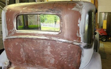 Packard-902-1932-Sedan-17