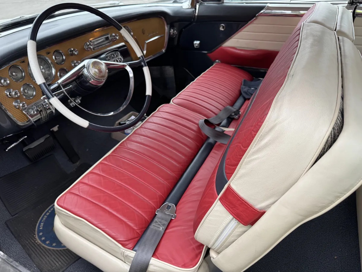 Packard-Caribbean-1956-Three-Tone-Paint-Two-Tone-Leather-amp-Brocade-Reverse-19