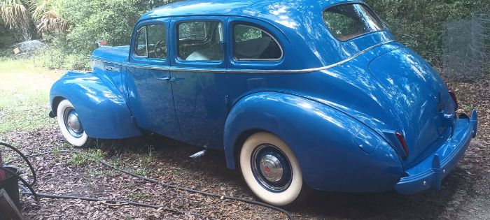 Packard-Sedan-1941-4