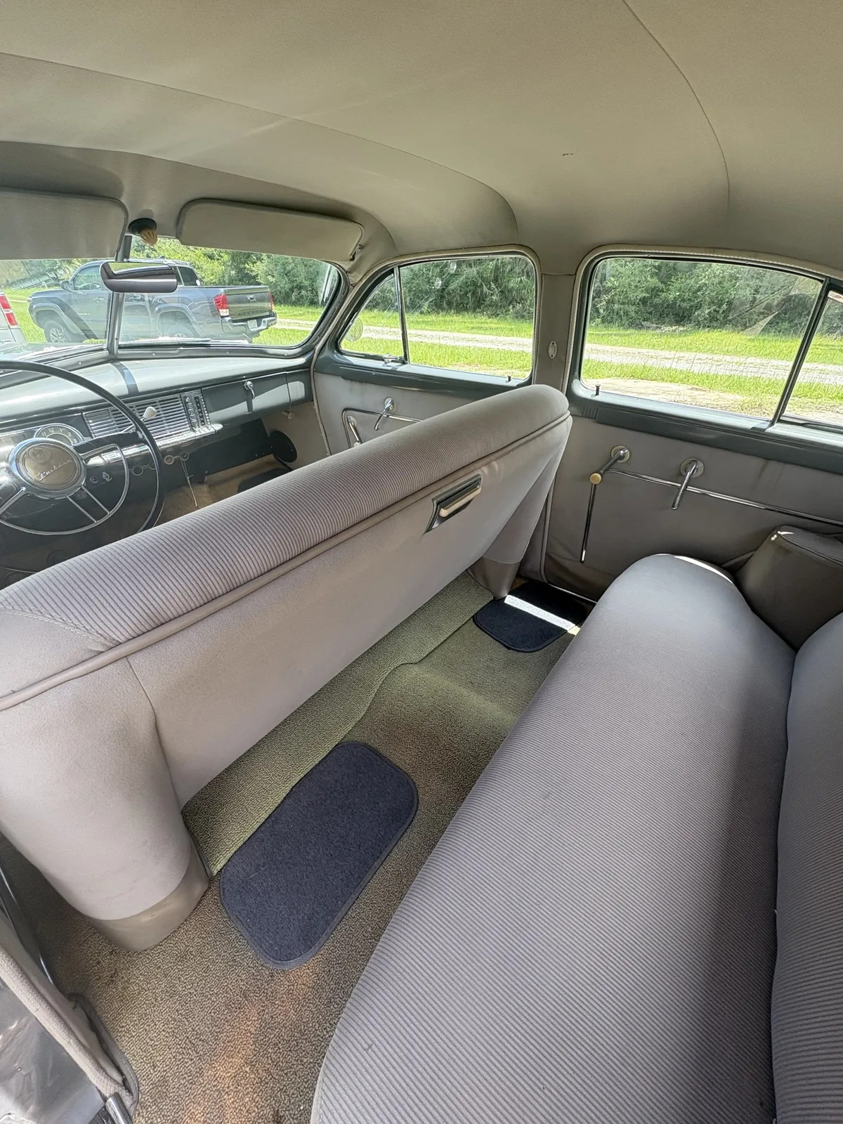 Packard-Standard-8-1949-Grey-2