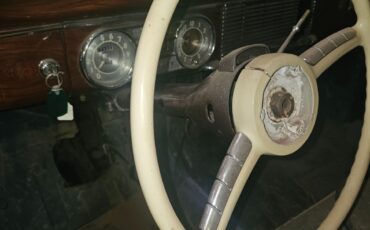 Packard-Super-Eight-1942-Sedan-26